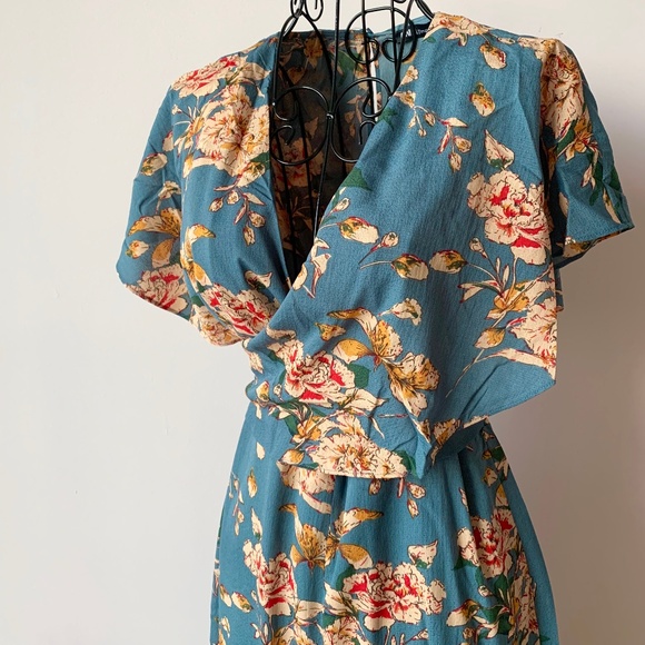 ♥️ LAST 1! Floral Print Jumpsuit - Picture 4 of 7